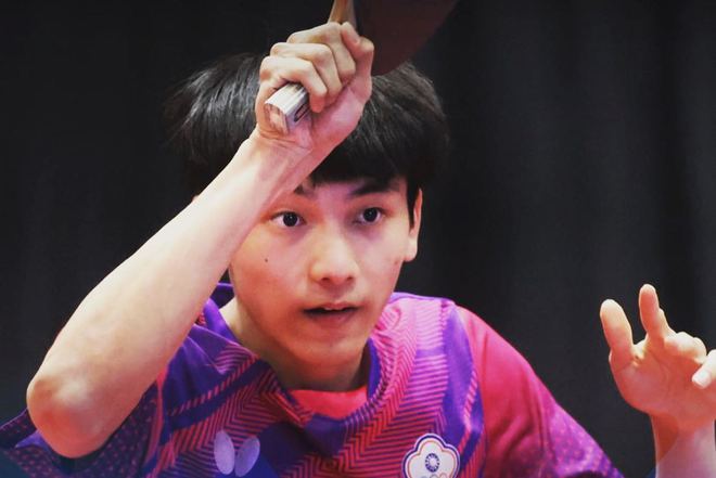 中国天才少年状态低迷决胜局4比11惨败m6米乐app2比3爆冷一轮游！21岁(图2)